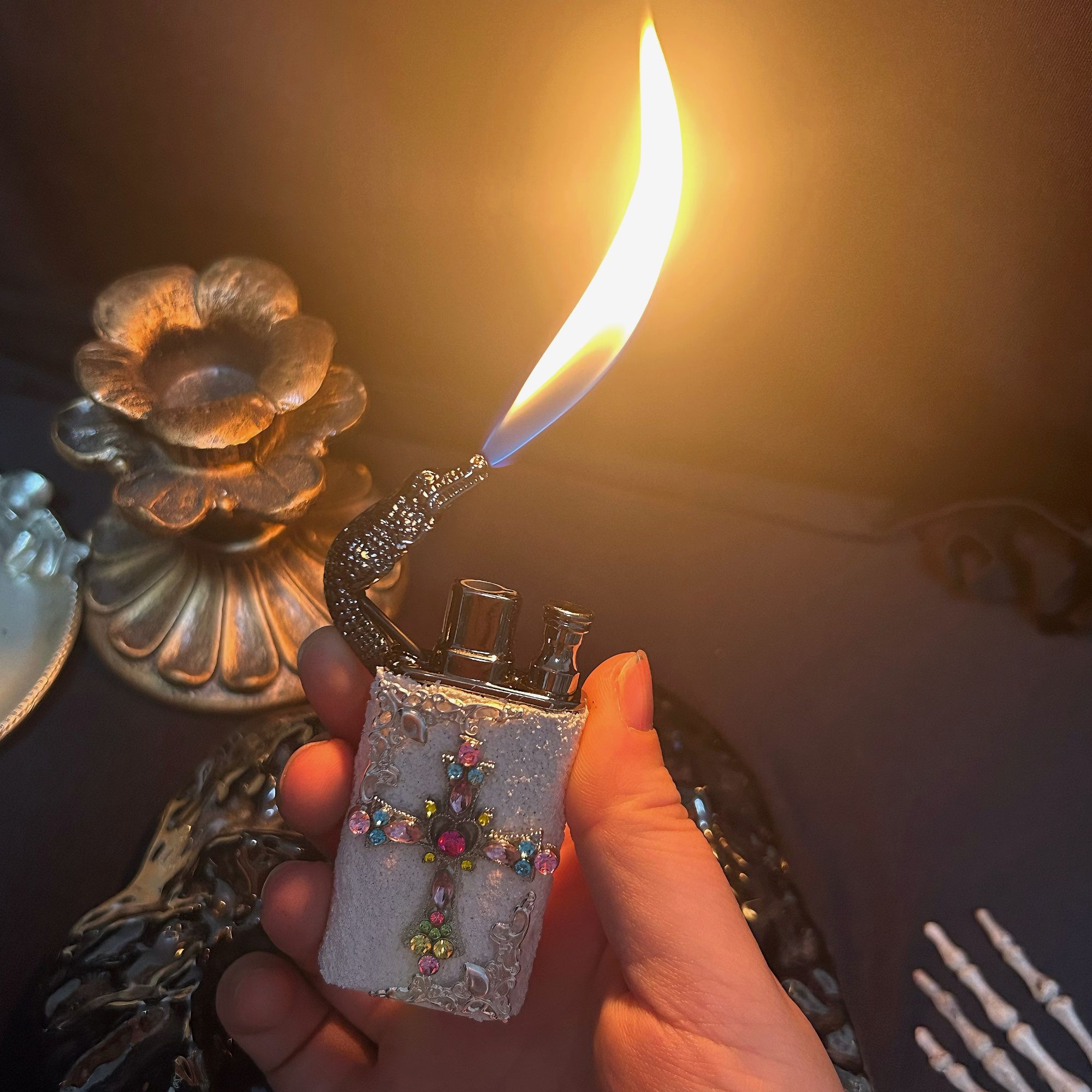 “绯心圣痕”高颜值创意可爱网红双火个性防风打火机送克罗心打火机