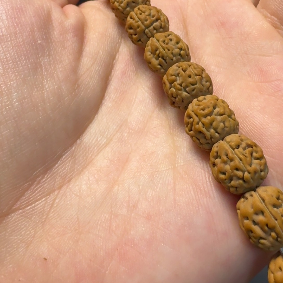 金刚菩提吊坠X****H一代龙手持