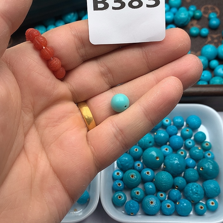 南红玛瑙未镶嵌珠宝奇石