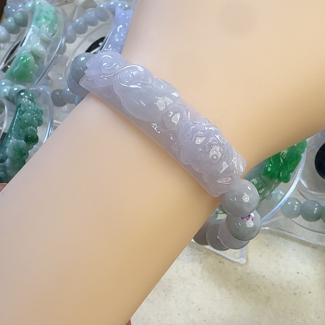 翡翠未镶嵌颈饰手牌5258