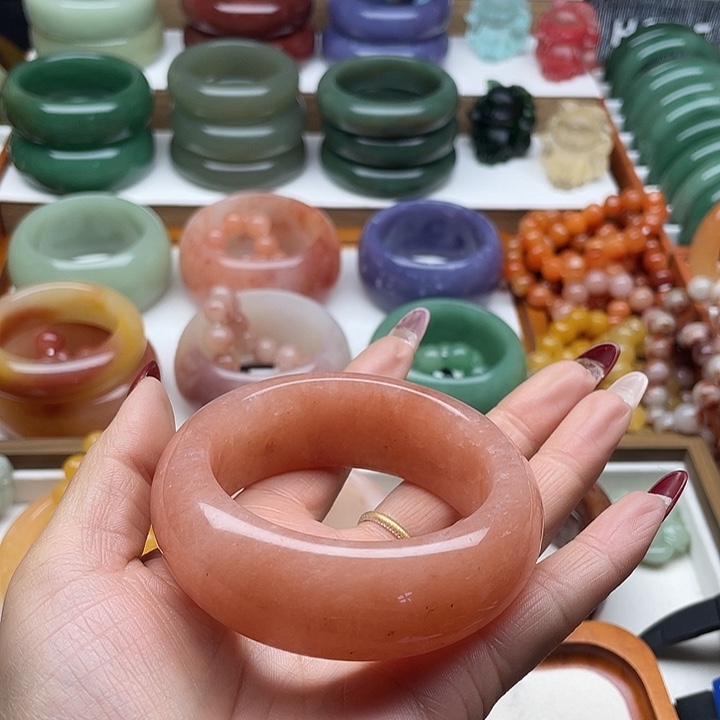 石英质玉（非洲翠）合金手镯