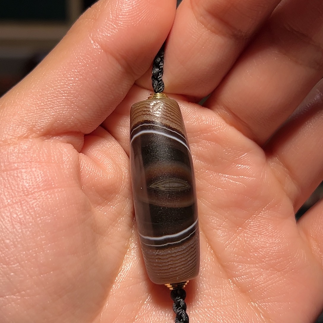 孙***颖玛瑙/玉髓未镶嵌珠宝奇石