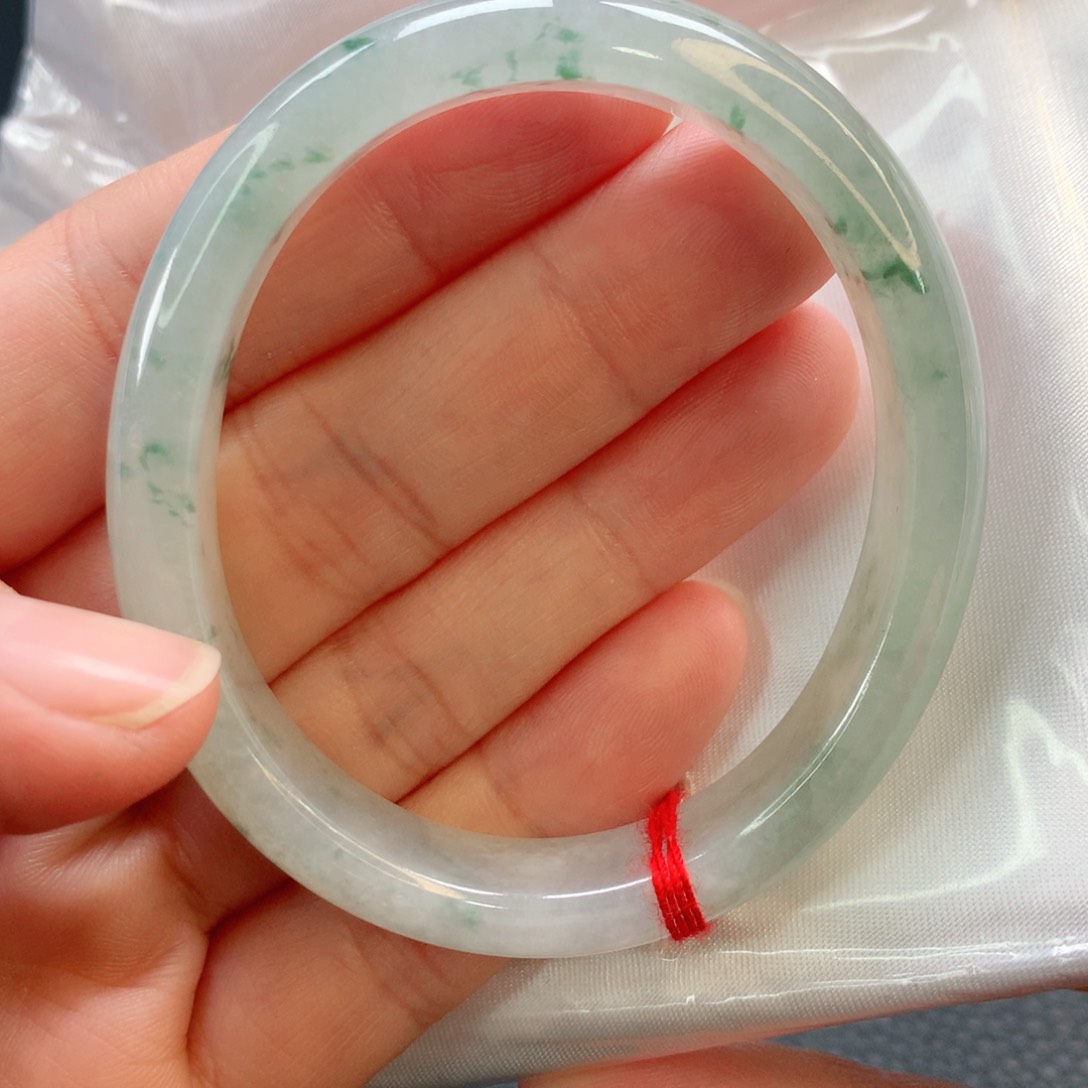 翡翠手镯未镶嵌54贵妃