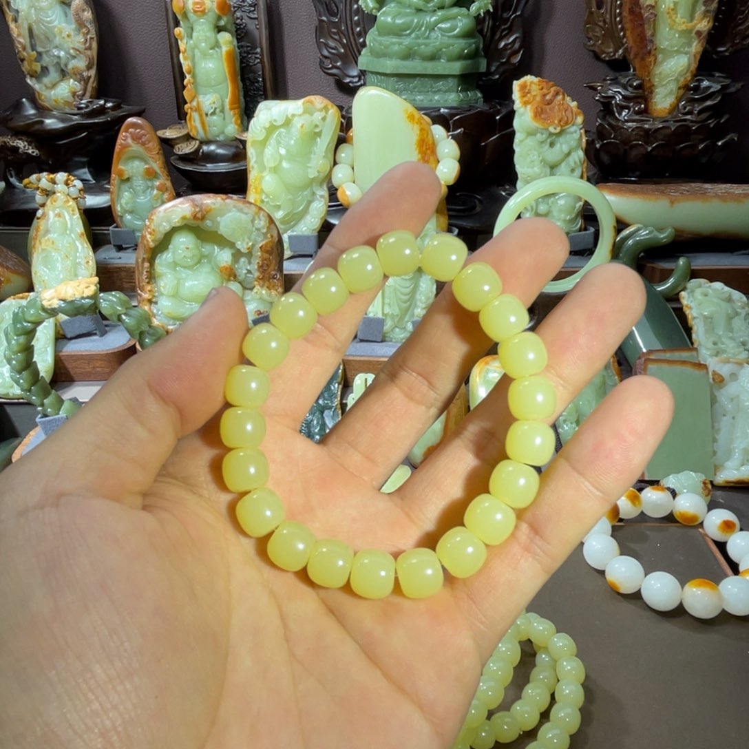 透闪石质玉手串 9✖️10 黄未镶嵌