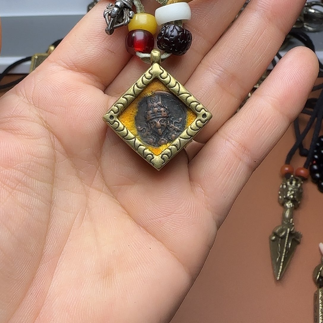 布***尔手串/手链橄榄核11111