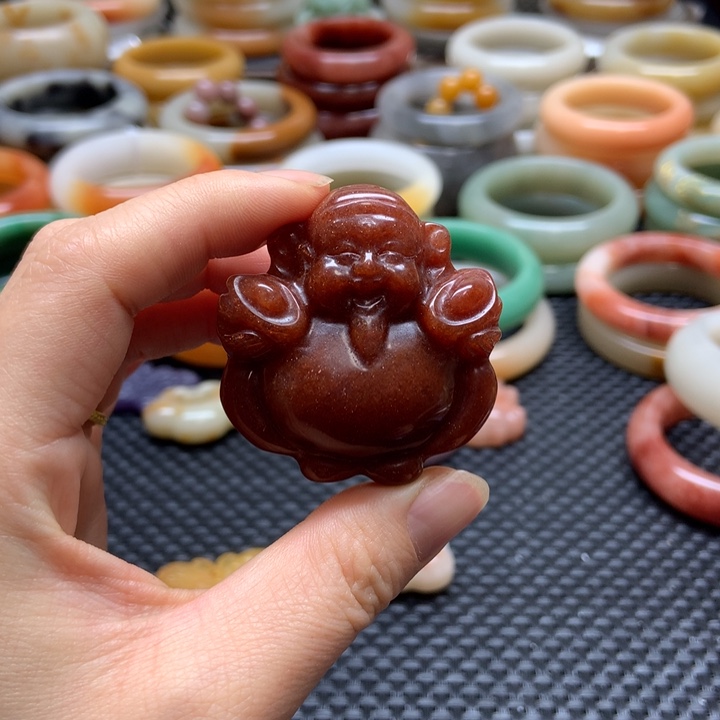 石英质玉吊坠未镶嵌