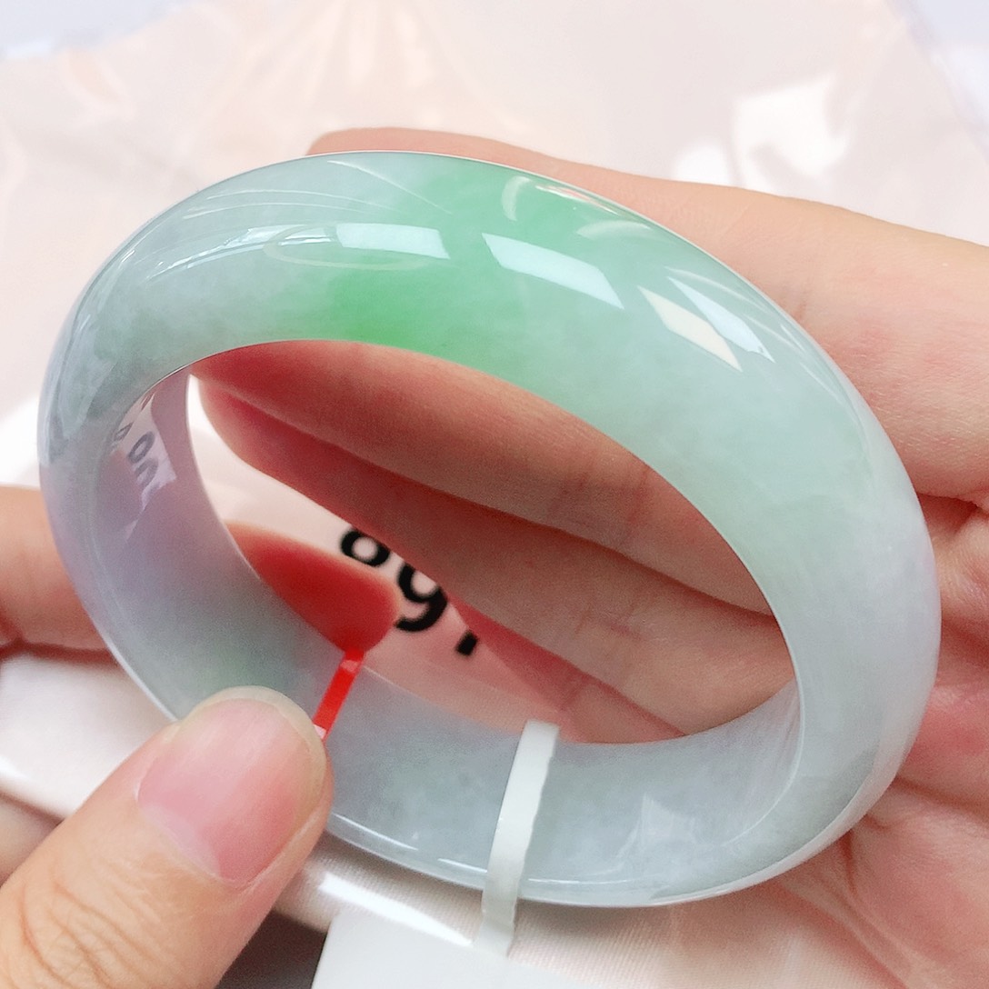 翡翠手镯未镶嵌抖音897