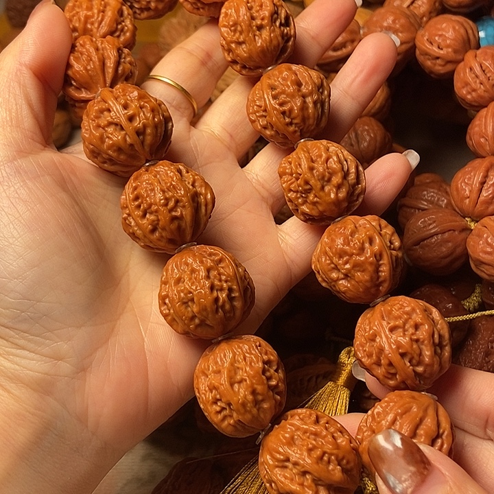 ǒ***ǒ文玩核桃手串珊瑚纹