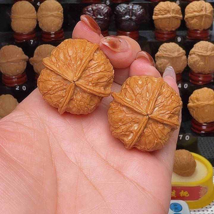 把件文玩核桃四棱…………15号