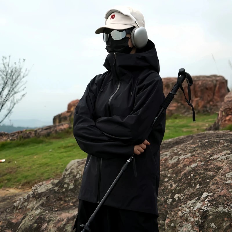 LT压胶男女同款户外运动连帽宽松硬壳轻量化冲锋衣