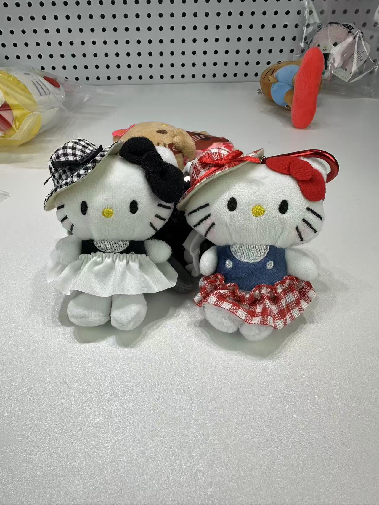 可爱毛绒玩具包挂钥匙扣Kitty三丽鸥【以直播间实物为准】
