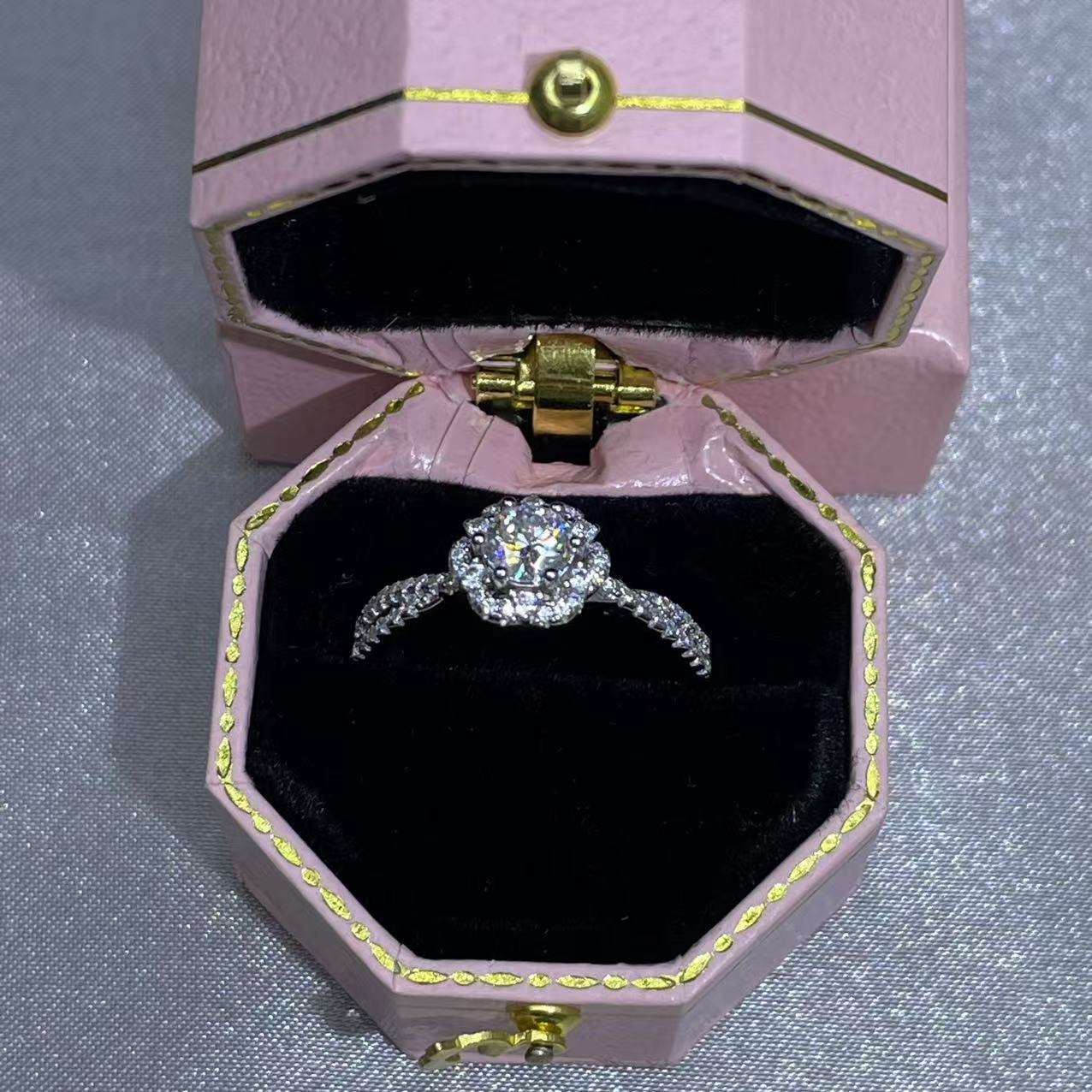 粉丝专享  【天花板】爱莎公主戒指50分【s】