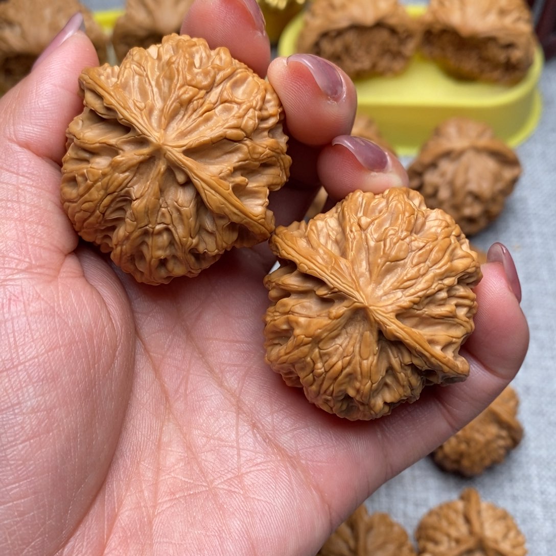 文玩核桃把件精品苹果43