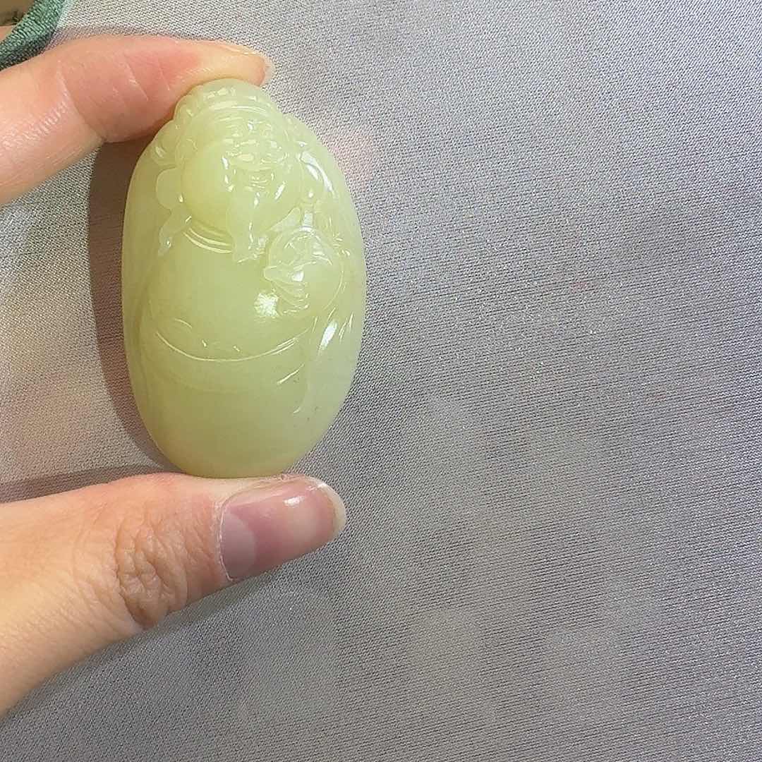 和田玉颈饰未镶嵌若羌黄口36g