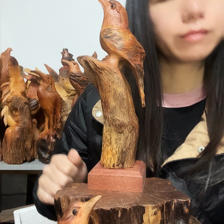 非***见松木深夜摆件家居装修风格