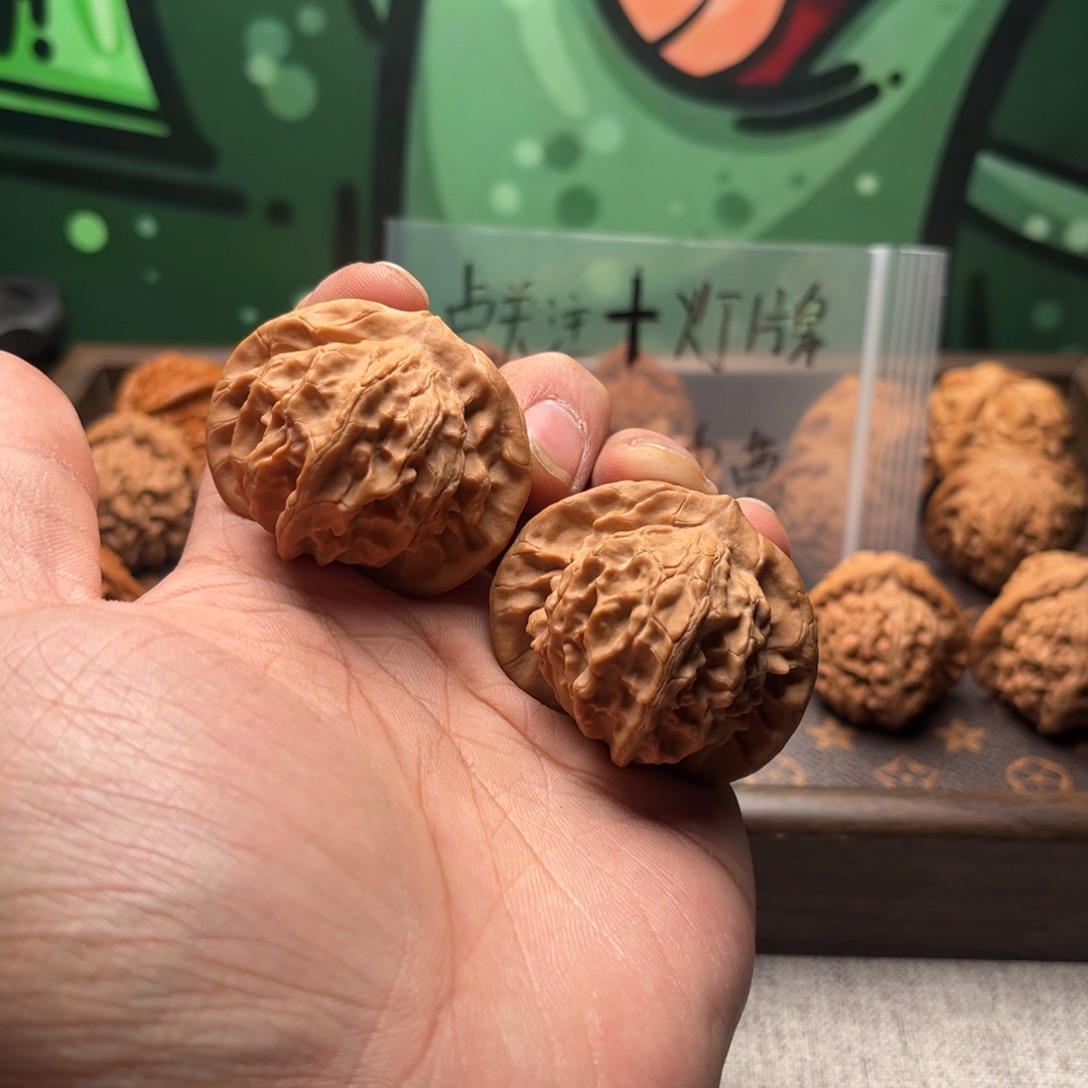 文玩核桃吊坠哈哈哈哈哈哈哈哈哈哈