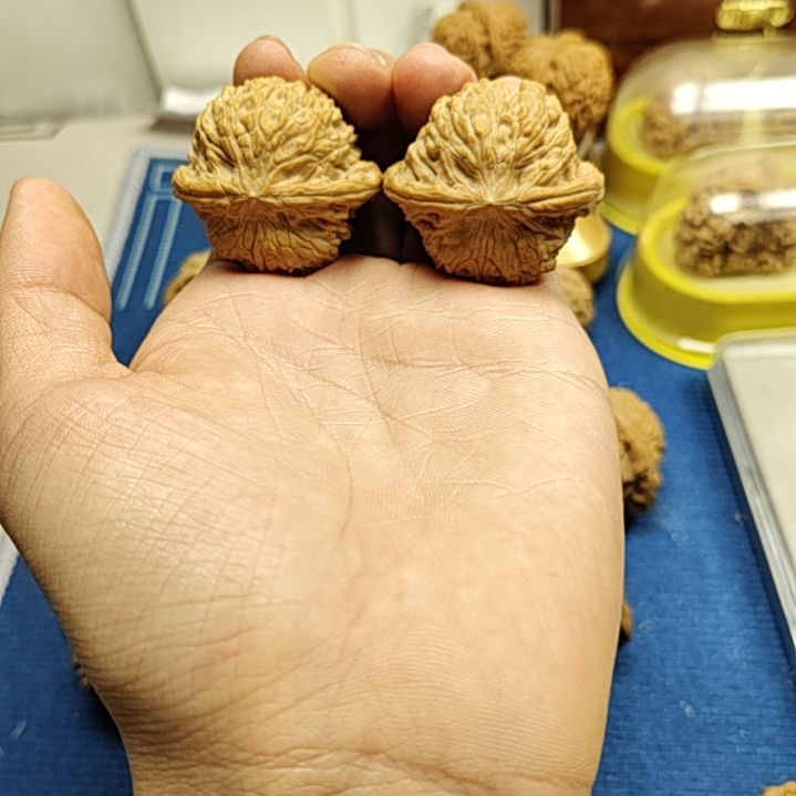 文玩核桃吊坠磨盘38