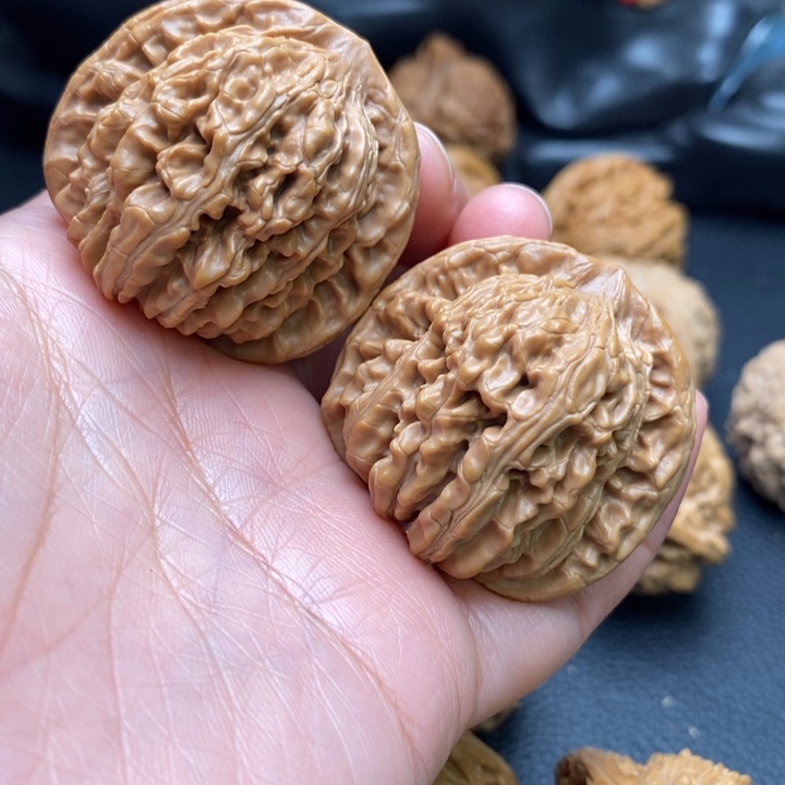 文玩核桃吊坠汉高楼39尺