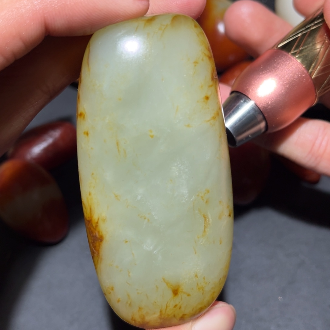 和田玉未镶嵌珠宝奇石