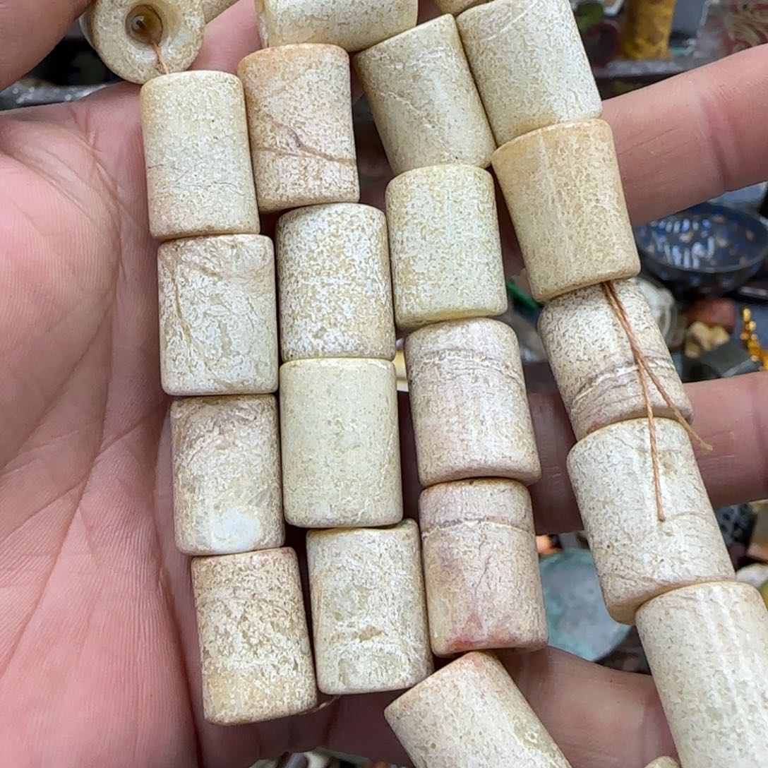 未镶嵌和田玉（糖玉）珠宝奇石