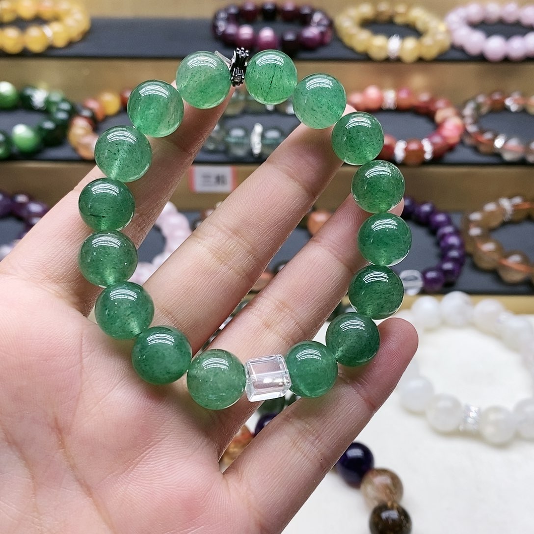 水晶手链未镶嵌绿草莓