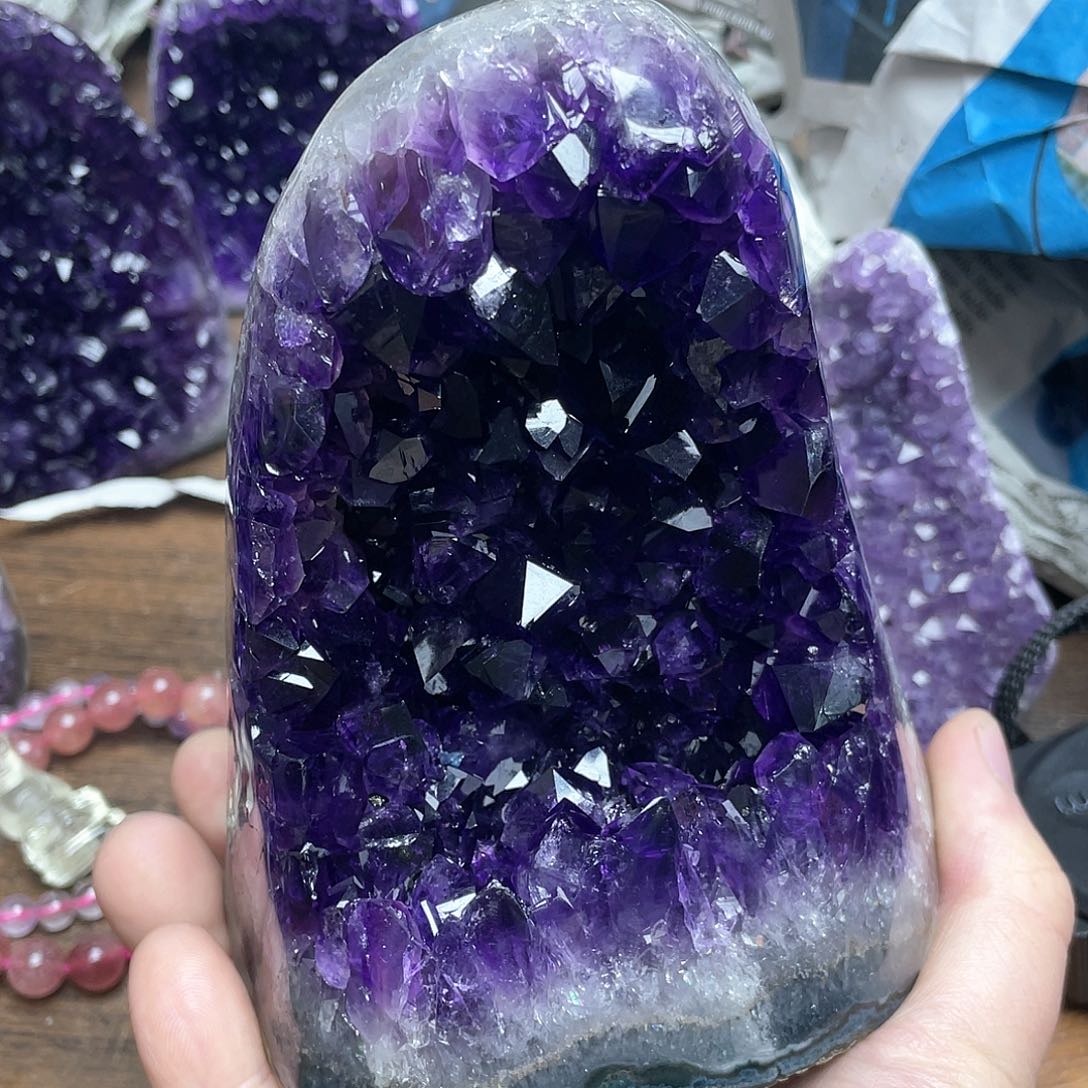 紫晶大型摆件（非配饰）未镶嵌