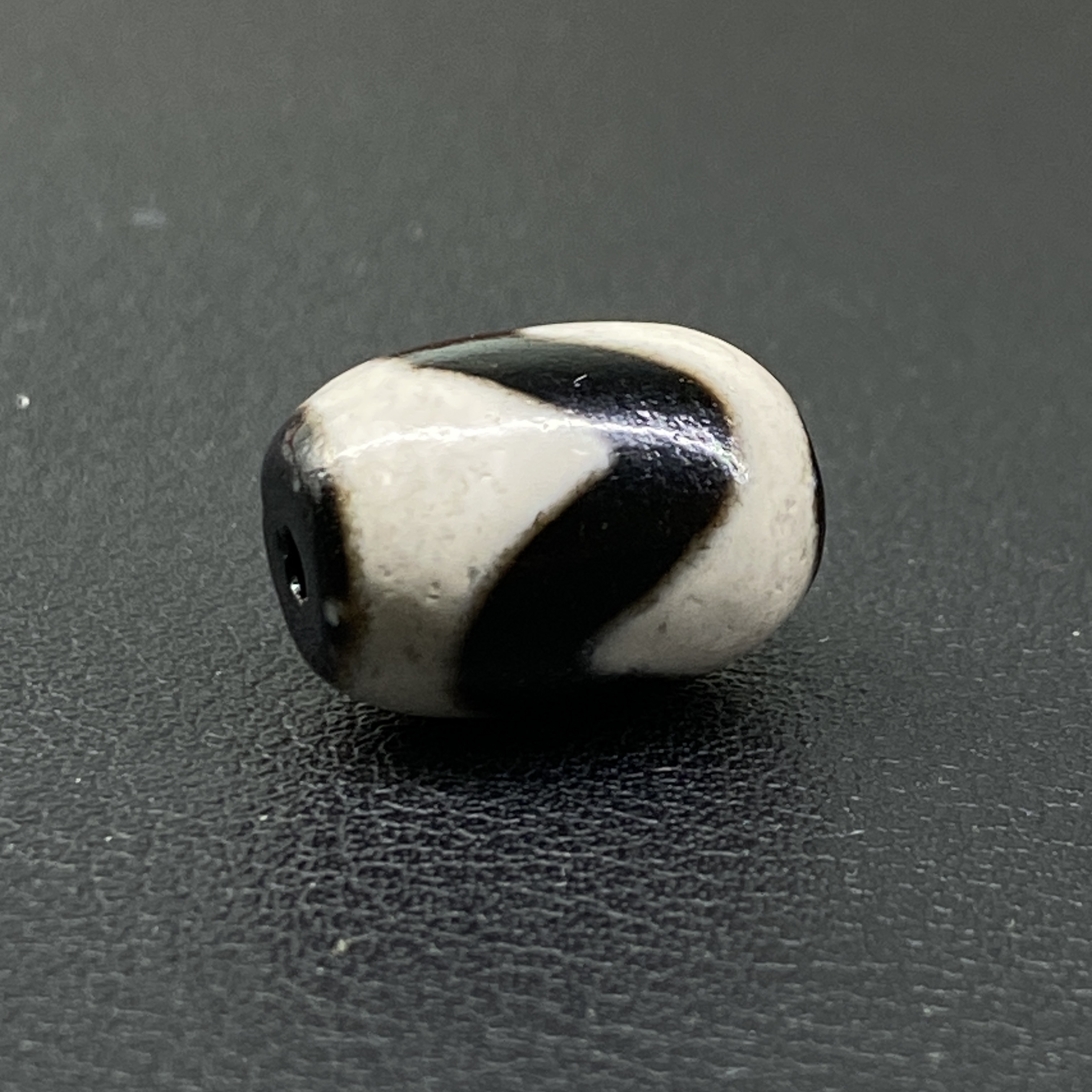 文玩配珠新浮力！黑白虎牙图腾15*11mm桶珠