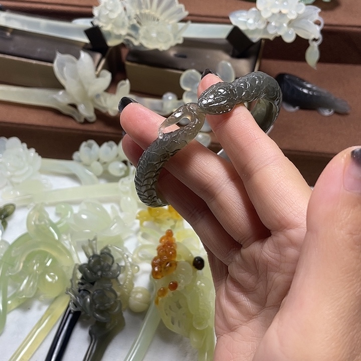 蛇纹石玉合金发饰