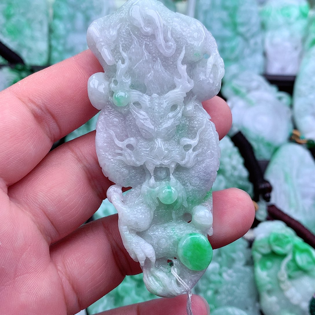 翡翠吊坠(不含链)未镶嵌