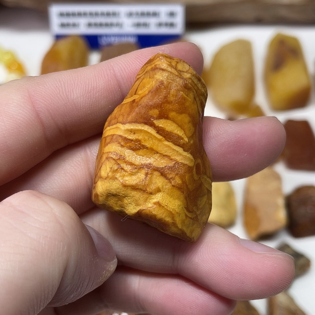定制琥珀未镶嵌原矿蜜蜡