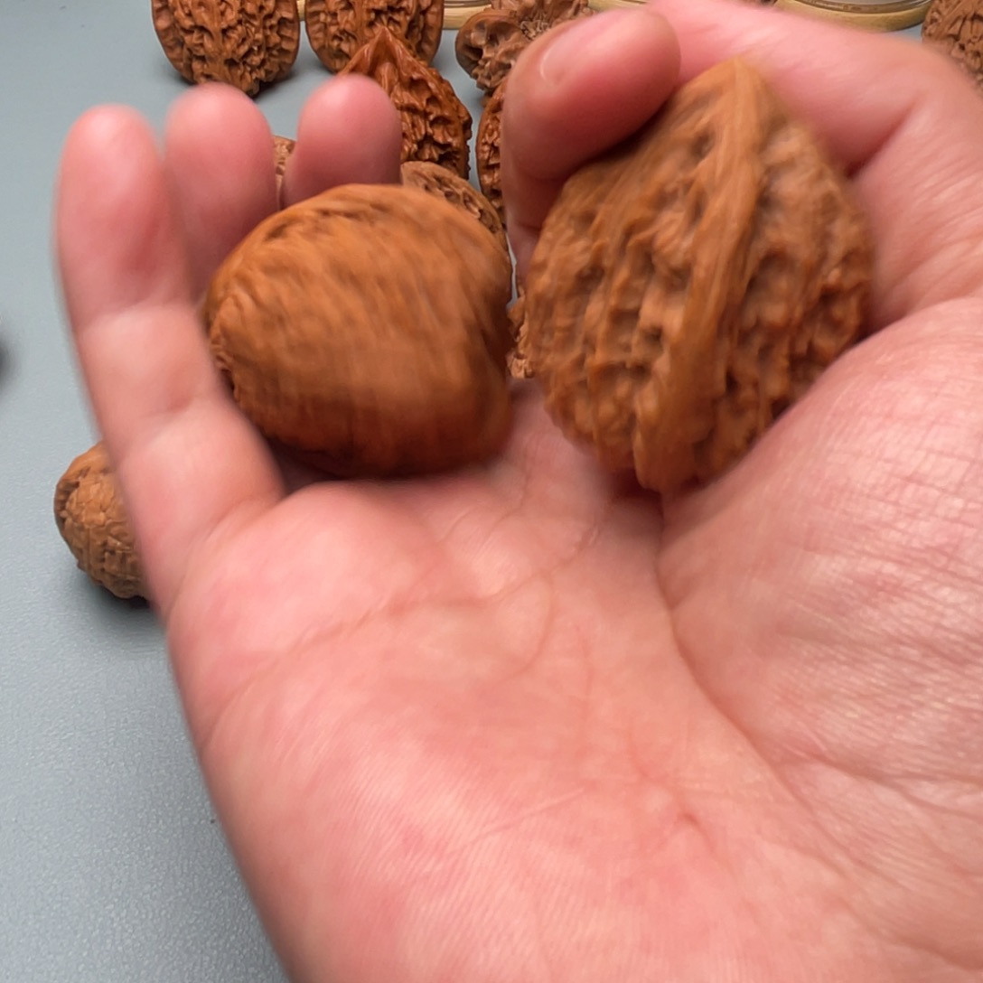 N***g吊坠文玩核桃南疆