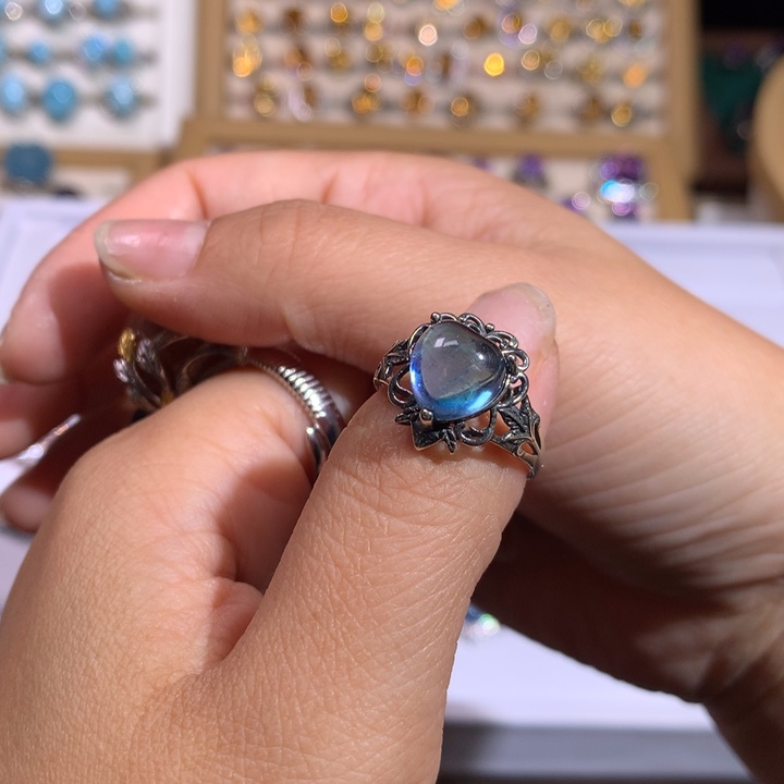 【闪购商品】水晶戒指银S925镶嵌小*?戒指