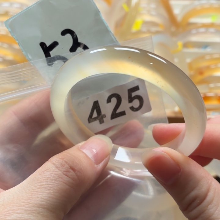 玛瑙/玉髓未镶嵌手镯