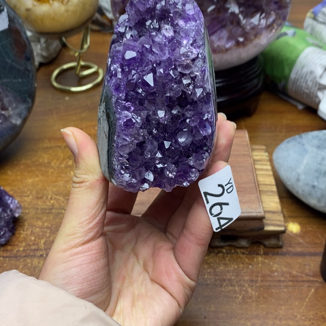 水晶大型摆件（非配饰）未镶嵌