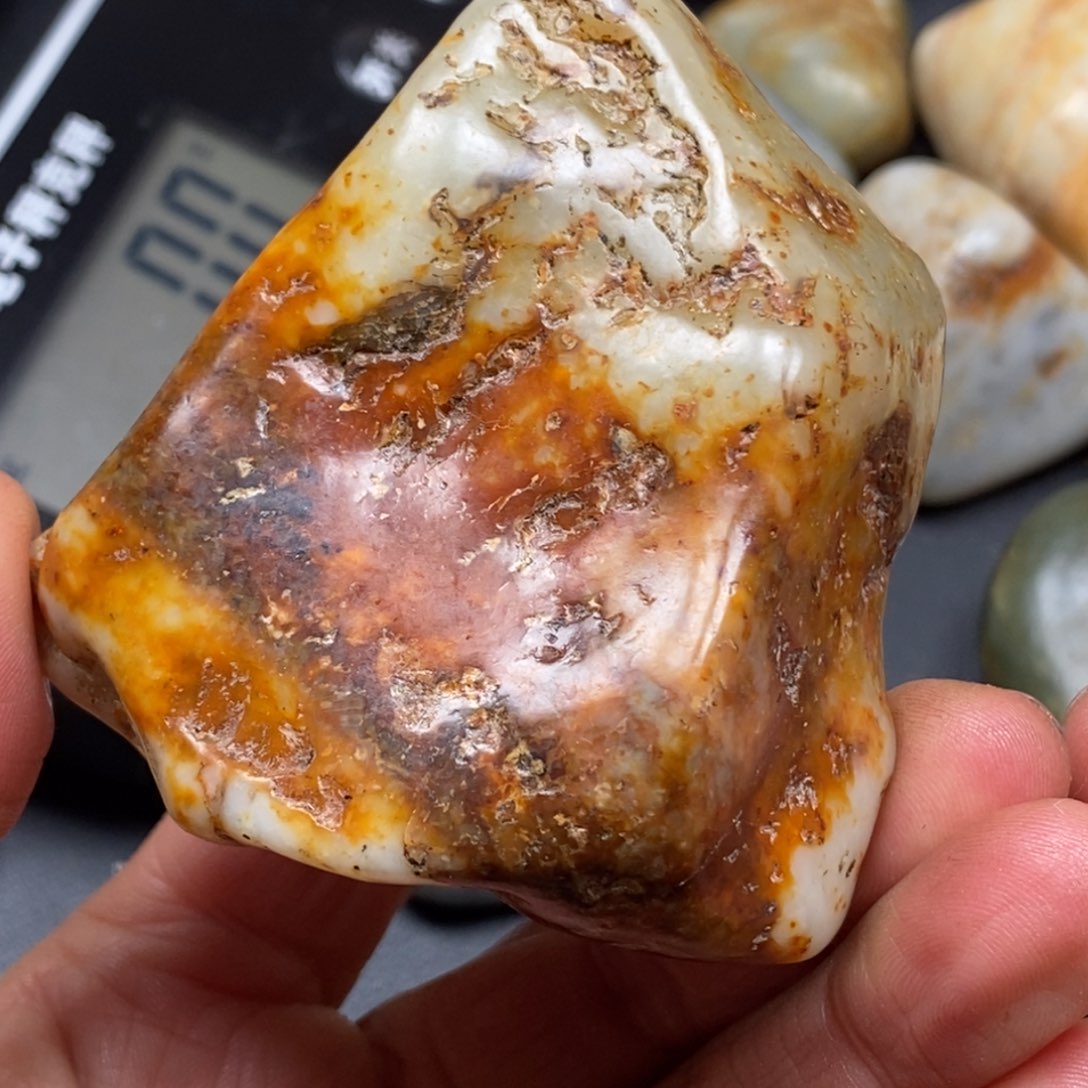 和田玉（糖玉）挂件未镶嵌