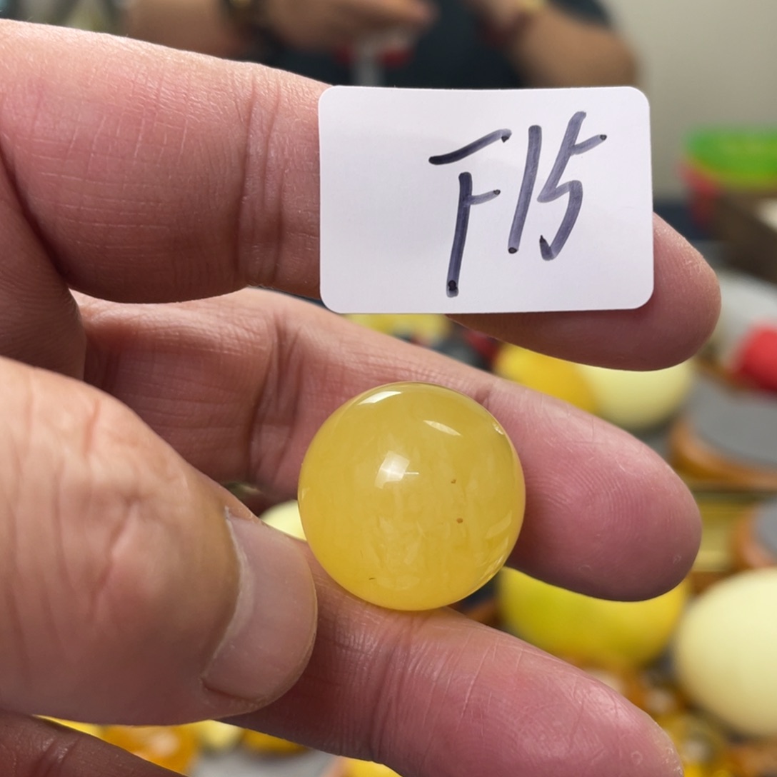 手链琥珀未镶嵌多样性发，发其中一件