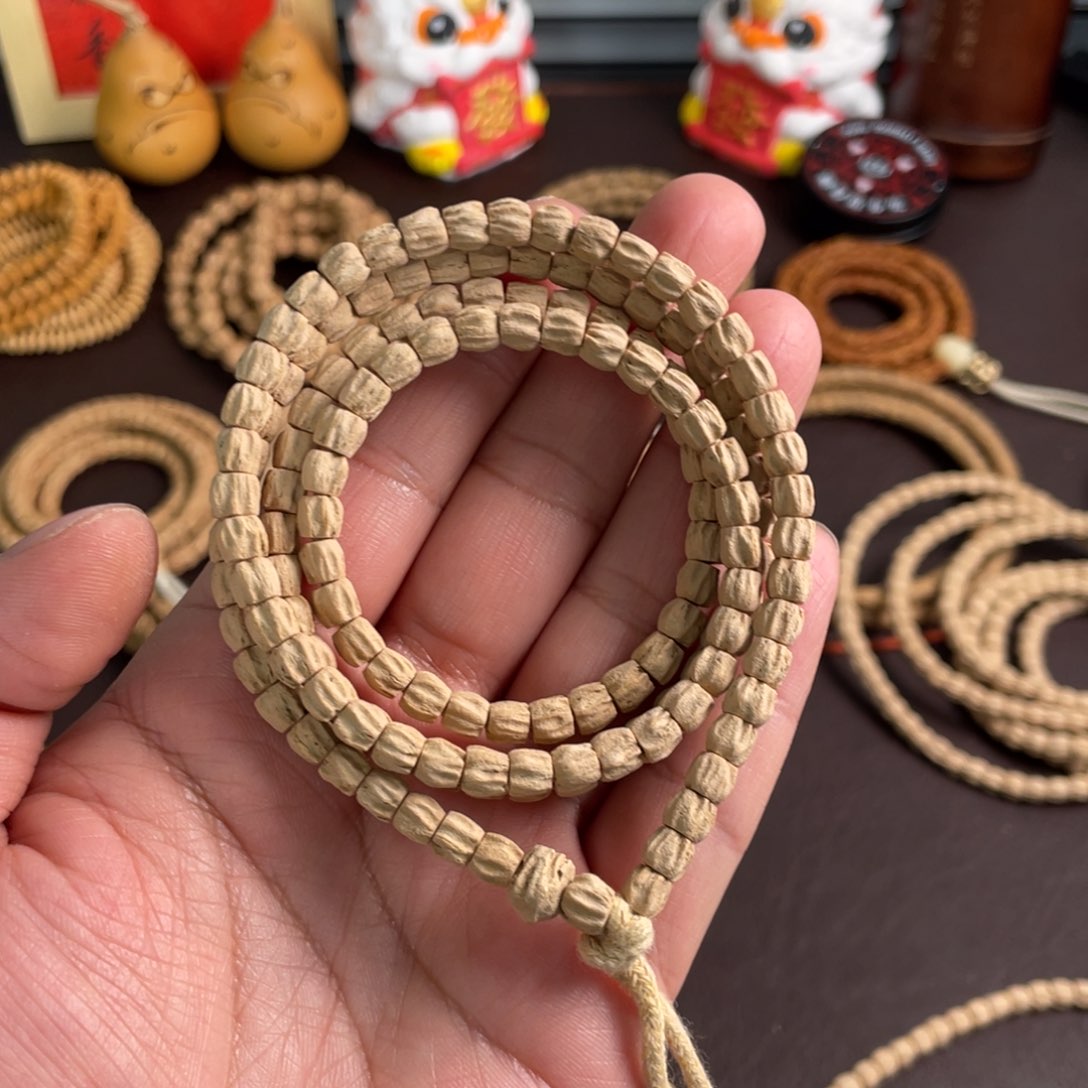 柏香籽/百香籽吊坠别****看粉皮 龙脊顺