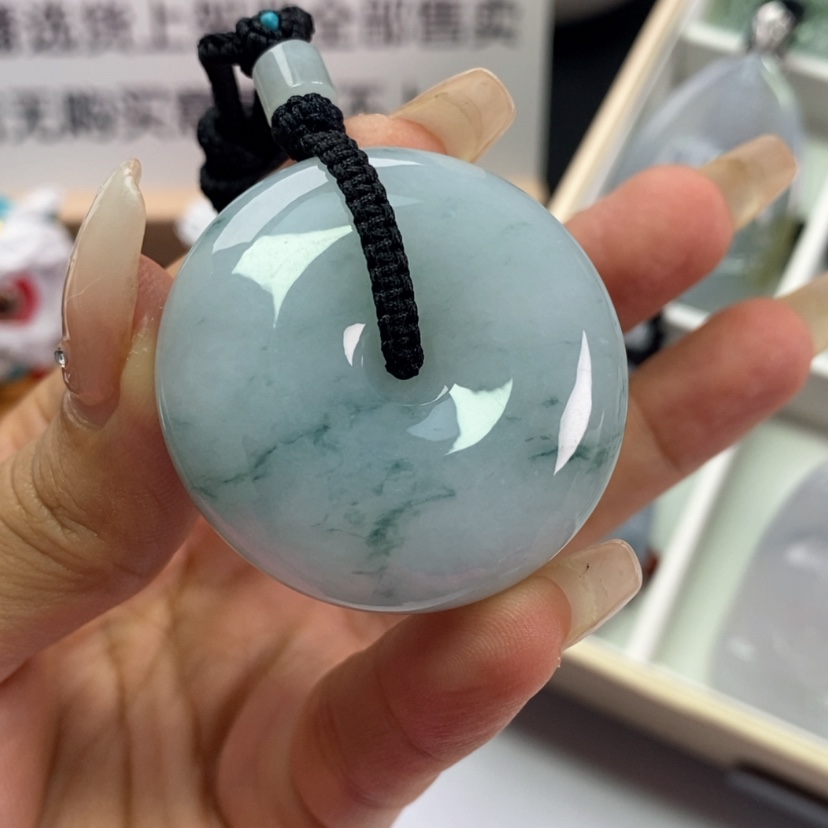 【闪购商品】翡翠颈饰未镶嵌翡翠