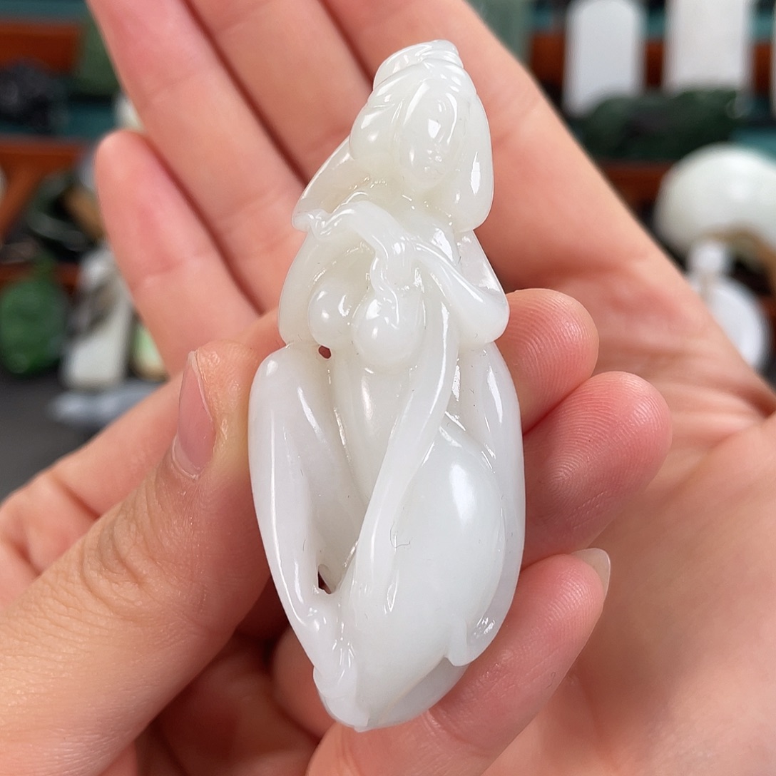 未镶嵌和田玉把件