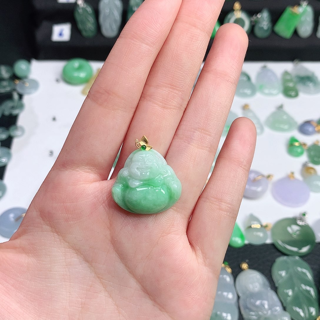 翡翠颈饰未镶嵌翡翠 