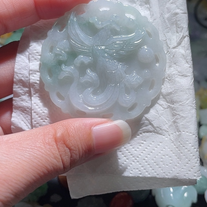 颈饰未镶嵌翡翠天