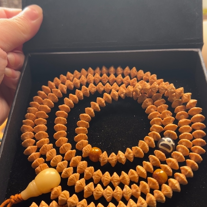 莲花菩提吊坠宇****哔佛塔