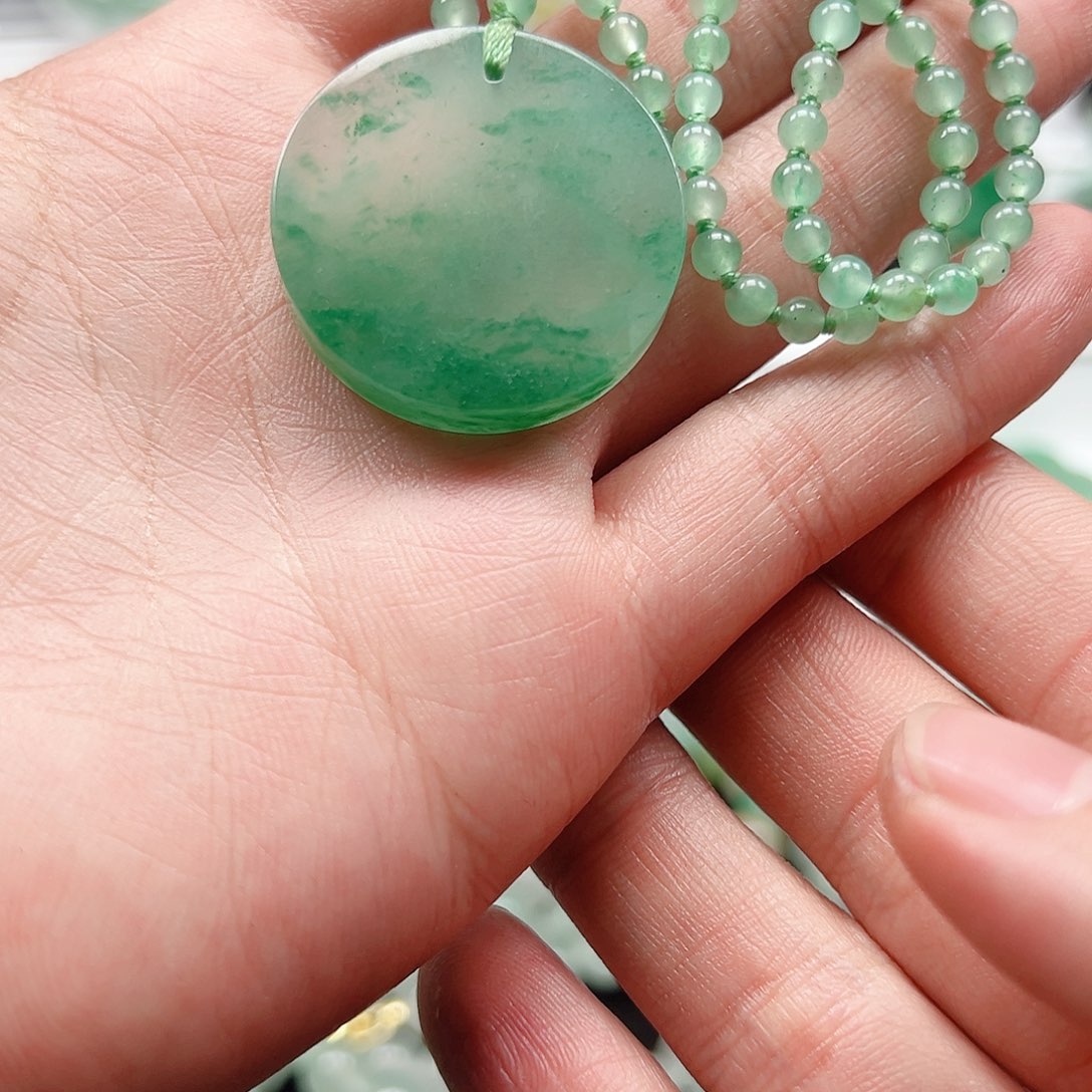 石英质玉吊坠(赠链)未镶嵌