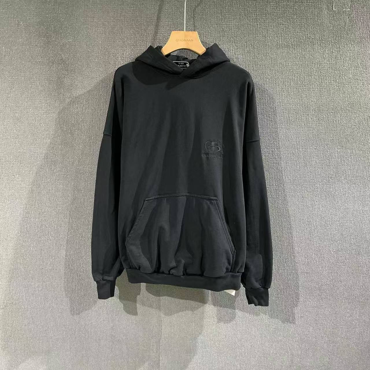 99新 Balenciaga/巴黎世家 （pm）字母刺绣帽衫卫衣 99新1码/6194