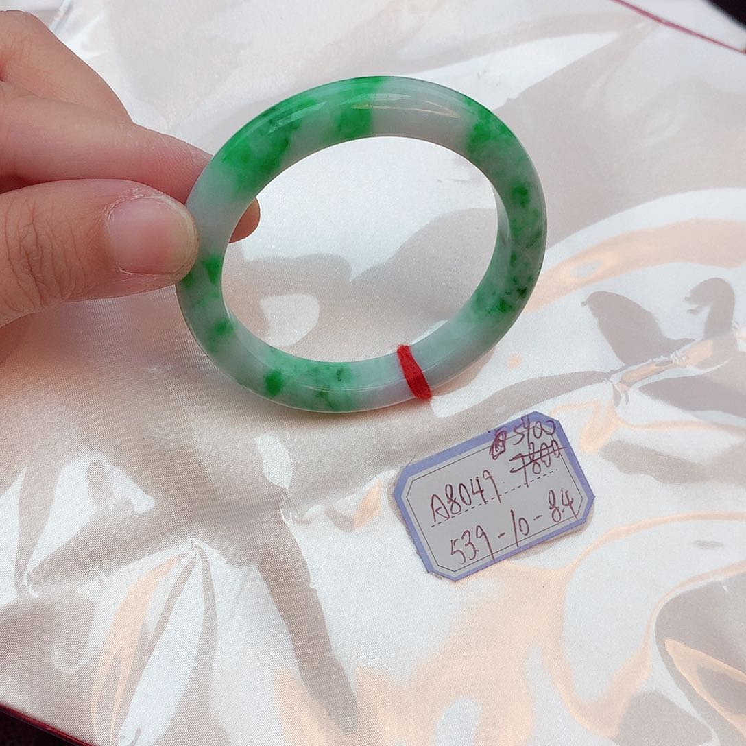 翡翠手镯未镶嵌天然缅甸翡翠A货