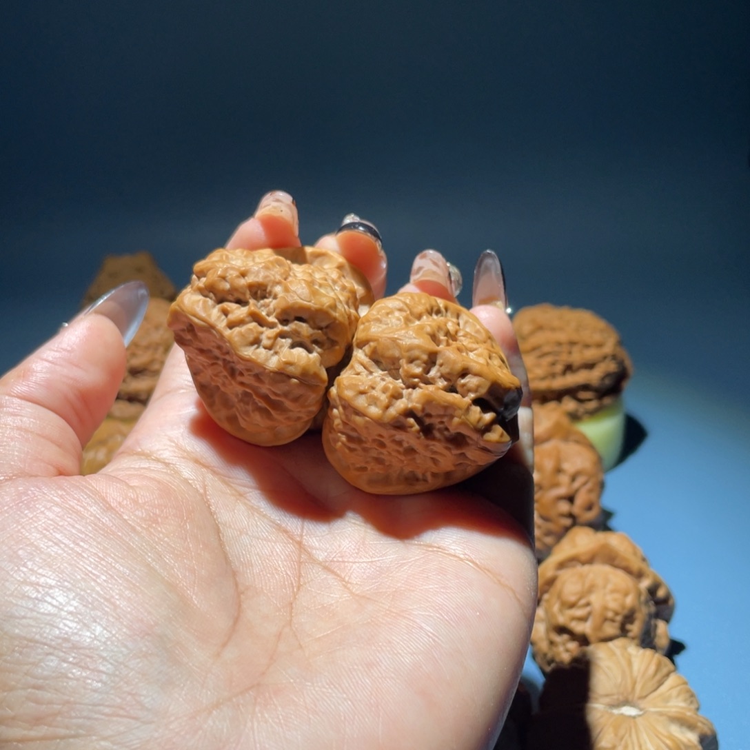 文玩核桃38尺寸三角蛙