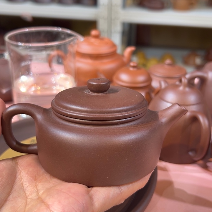 紫砂茶壶紫泥德中150c c
