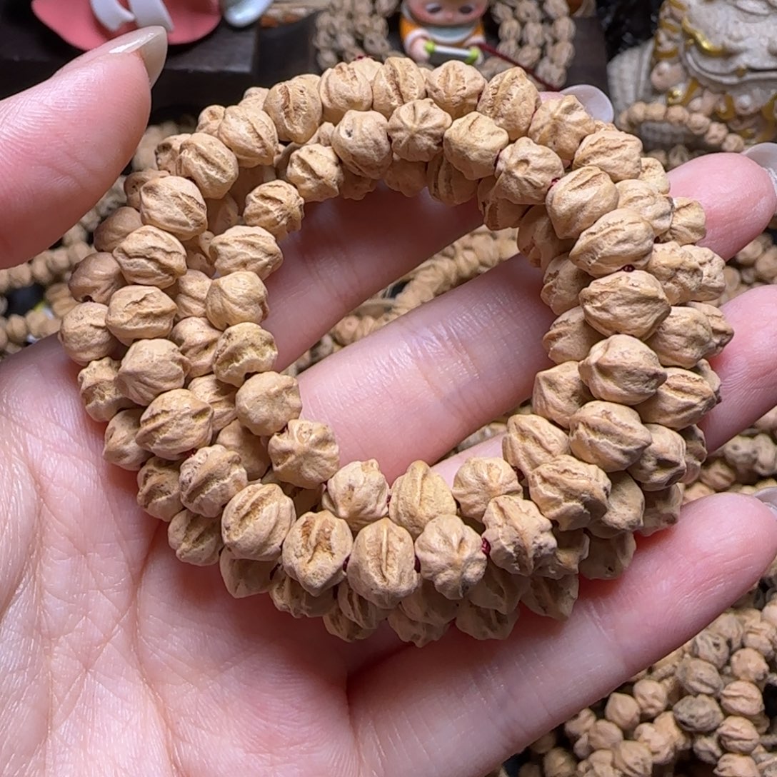 懵***懂柏香籽/百香籽吊坠