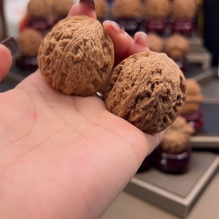 文玩核桃把件40 泥鳅背b-034