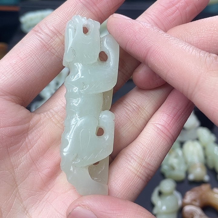 和田玉（糖玉）未镶嵌颈饰